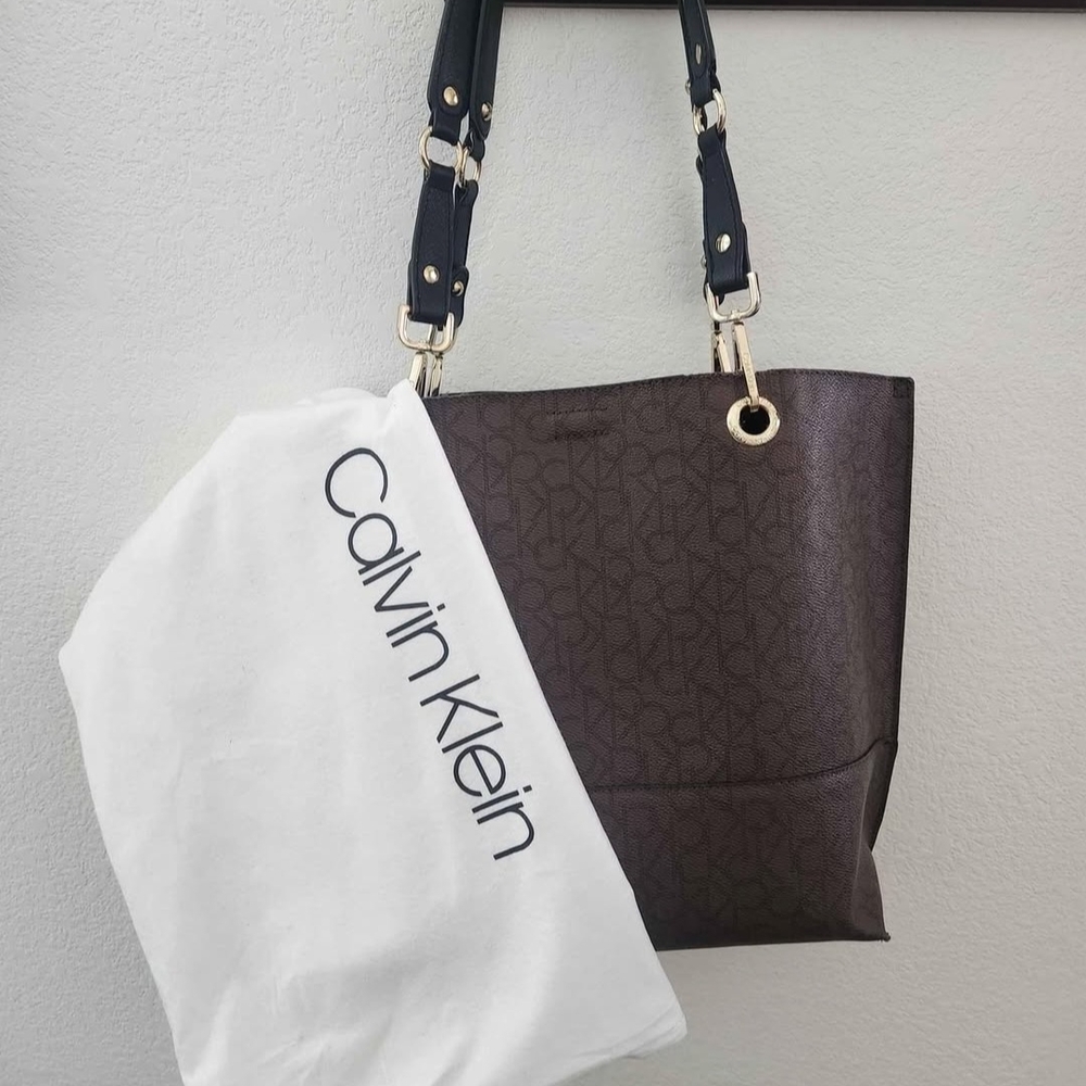 Calvin Klein Sonoma Tote with removable Pouch